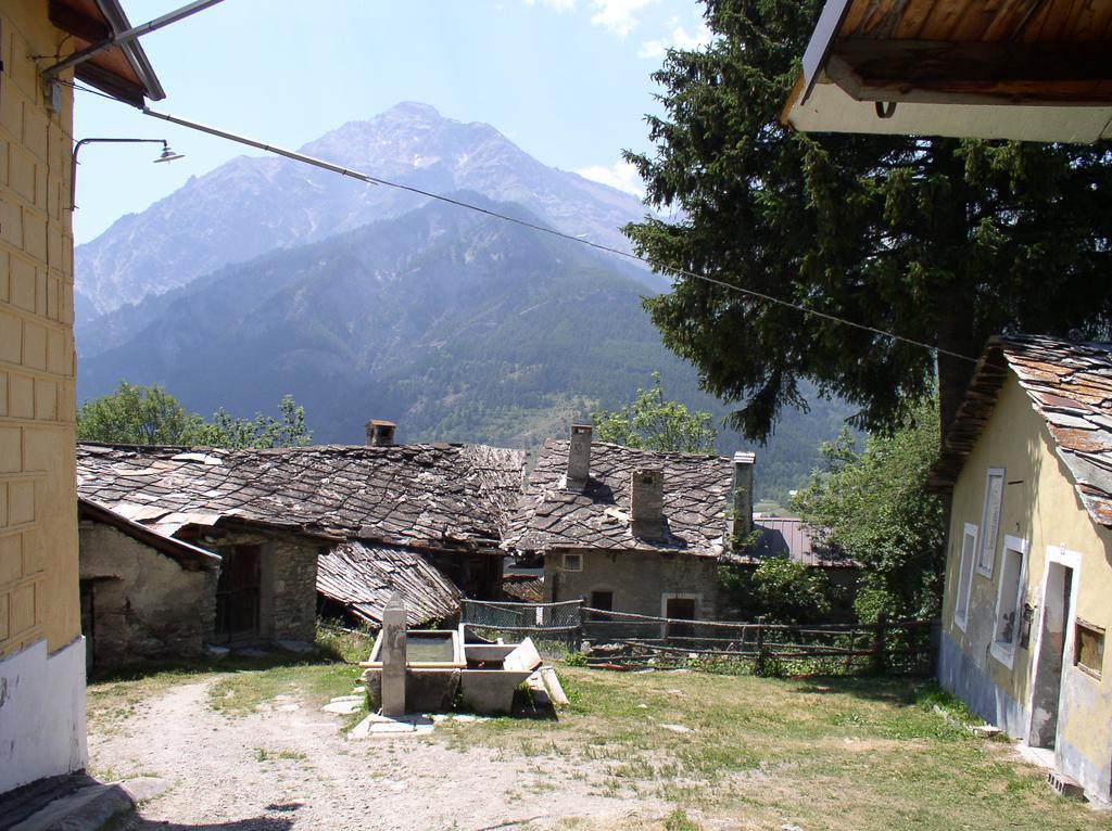 Agriturismo Barba Gust Cesana Torinese Dış mekan fotoğraf
